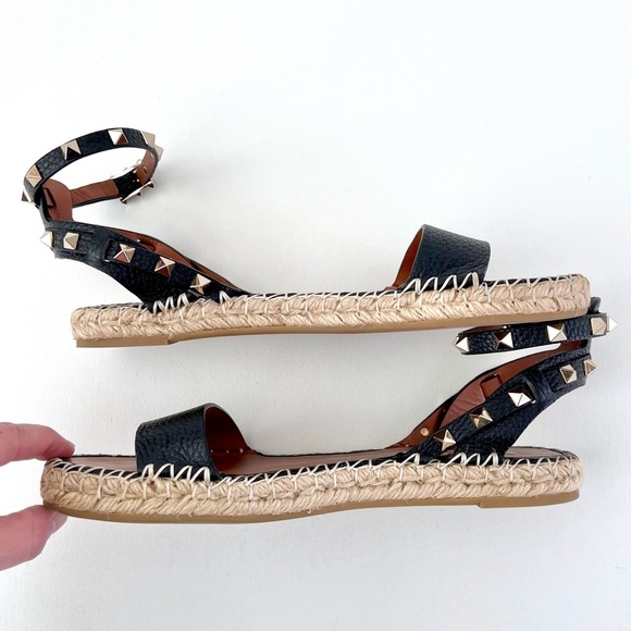 VALENTINO GARAVANI | Black Leather Rockstud Ankle Wrap Flat Espadrille Sandals 8 - Picture 9 of 13